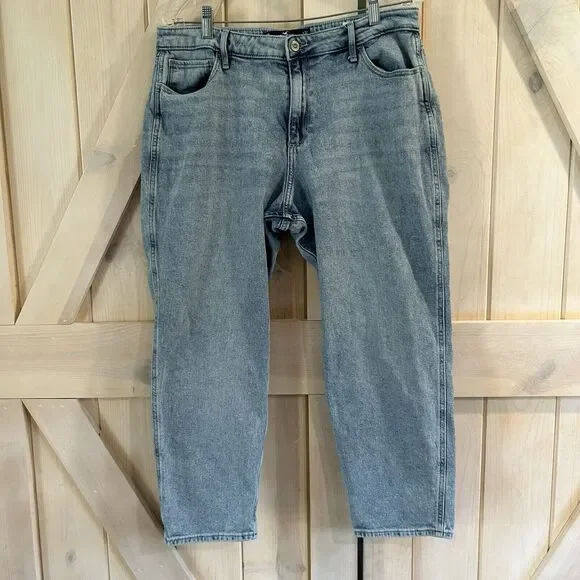 Hollister Curvy High-Rise Mom Jean 15R or 32x27 Light Wash Capri Stone Wash - Picture 1 of 15